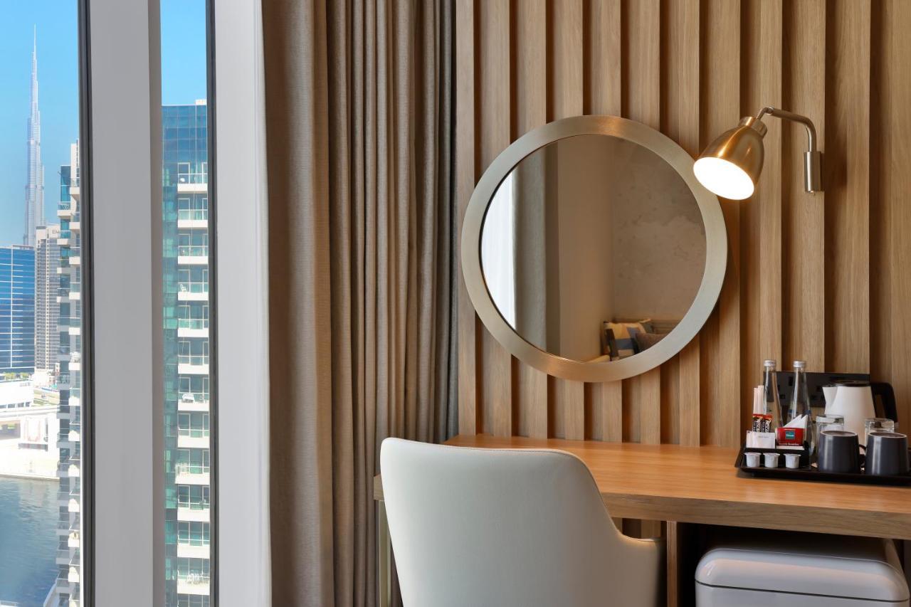Hilton Garden Inn Dubai Business Bay Buitenkant foto