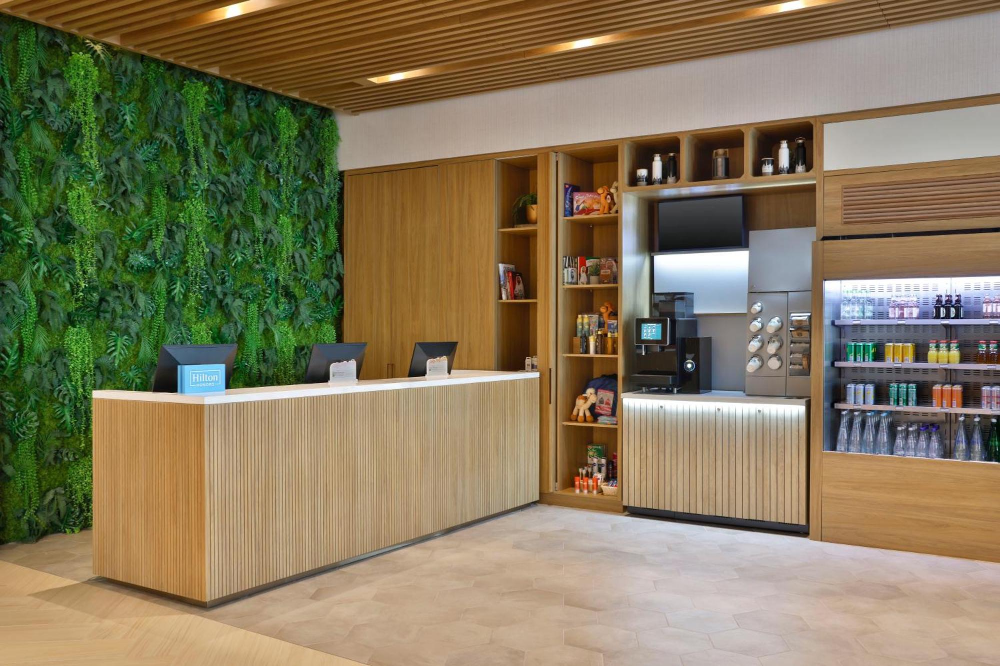 Hilton Garden Inn Dubai Business Bay Buitenkant foto